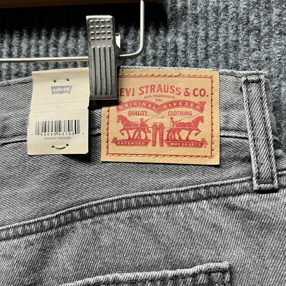 Levis Low Pro Mens Jeans 32x30 Faded Black Straight Leg‎ Mid Rise Relaxed NWT